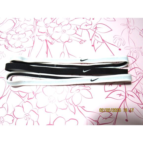 Athletic Headbands by Nike – Thin Style, Pack of Three - Picture 1 of 1